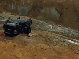 Lima warga China cedera, kereta terjunam gaung di Machang