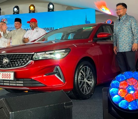 Proton S70 jadi pilihan Program Pembaharuan Teksi MADANI