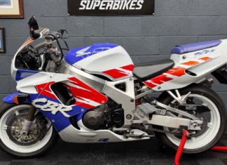 Honda CBR900RR Fireblade yang pernah dimiliki James May untuk dijual