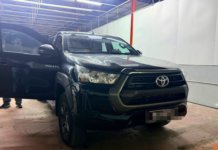 JIM rampas trak pikap, tahan lelaki Pakistan salah guna logo