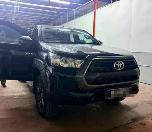 JIM rampas trak pikap, tahan lelaki Pakistan salah guna logo