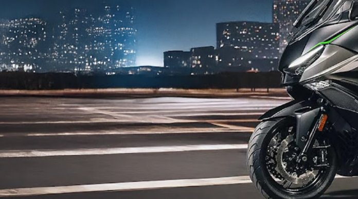 KYMCO VS400 12