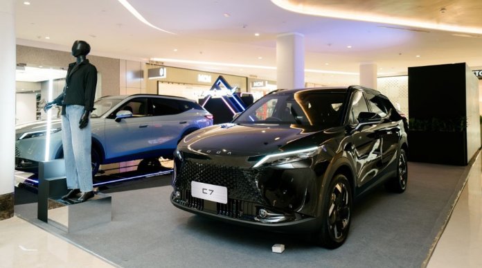 OMODA C7 05