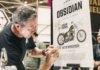Royal Enfield Gegar Art of Speed 2026 Dengan OBSIDIAN, Carolina Reaper