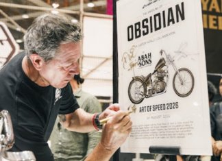 Royal Enfield Gegar Art of Speed 2026 dengan OBSIDIAN, Carolina Reaper