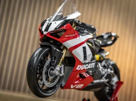 Peminat diecast superbike boleh sambar kit Ducati Panigale V2 skala 1:4 ini!