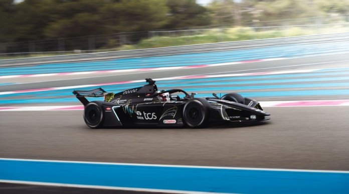 Jaguar TCS Racing