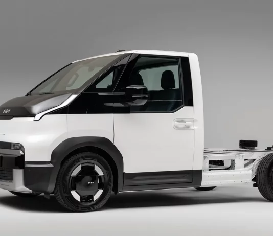 Kia PV5 Chassis Cab diperkenalkan, boleh bikin camper truck!