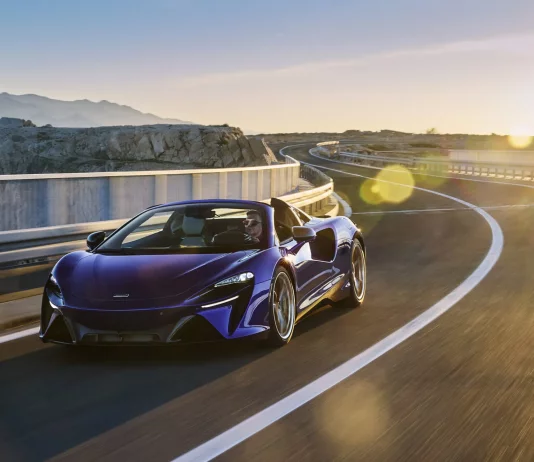 McLaren tawar pakej pembiayaan 0% untuk model Artura