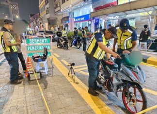 Ekzos bising, JAS kompaun enam motosikal