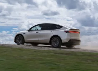 Pemilik dakwa suspensi belakang Tesla Model Y L ‘mendap’ selepas setahun