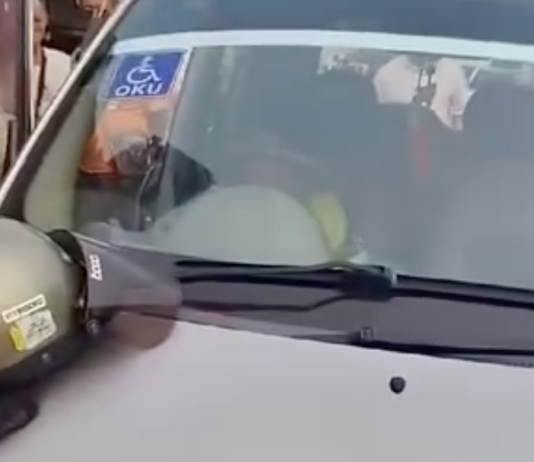 Remaja 14 tahun pandu kereta langgar dua kenderaan