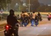 Nampak polis, mat rempit terus tinggal motor