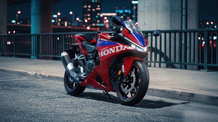 2027-honda-cbr500r-four-europe 4