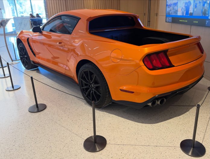 Ford Mustang Ute (2)