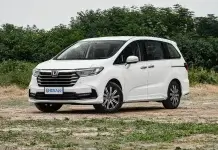 Honda Odyssey facelift dapat peti sejuk dan kerusi urut