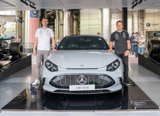 Mercedes-Benz sambut Formula 1 lancar dua model prestasi tinggi