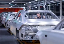 Mercedes-Benz mungkin tutup dua kilang di Jerman