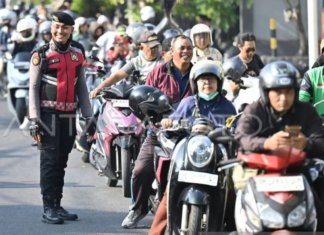 Krisis Petrol : Pengguna berbaris hingga 1km di Bali