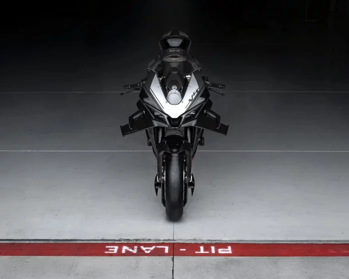 cfmoto-v4sr-rr-09