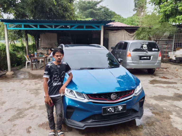 Tiada lesen memandu, Rohingya bergaya Proton X50